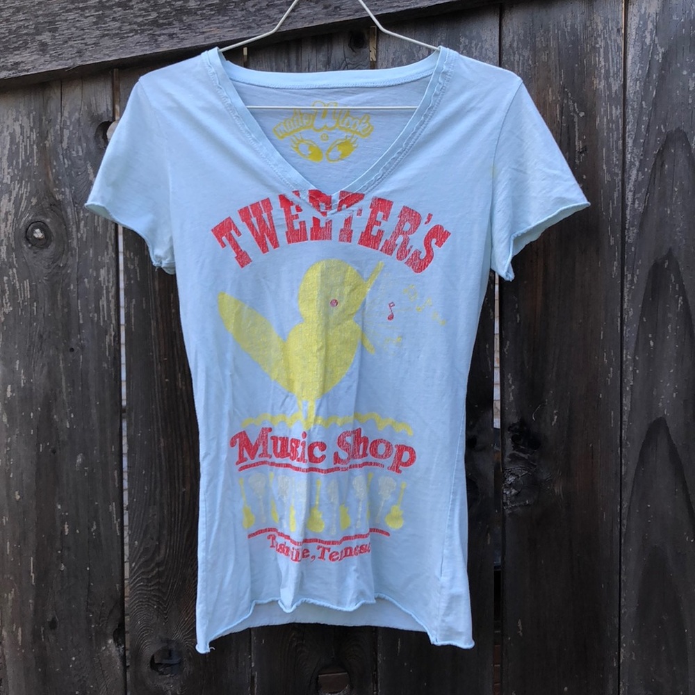 Pretty light blue V-neck tee